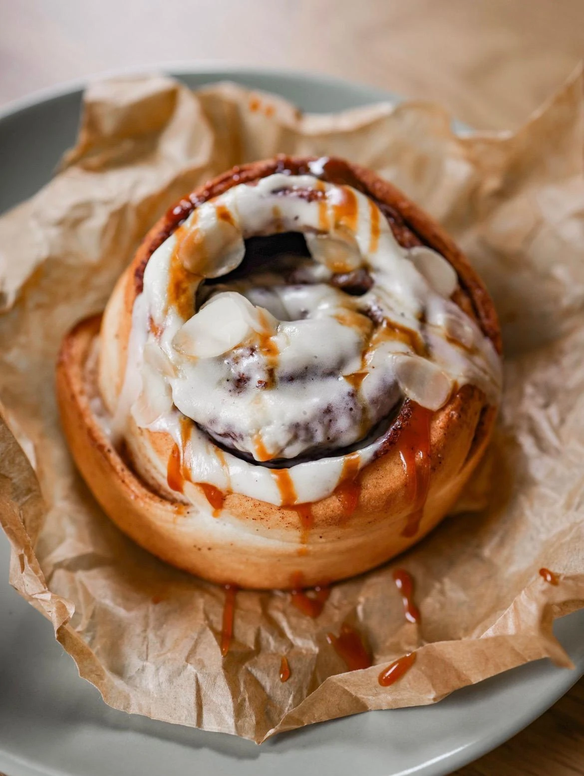 Iced spiral pastry