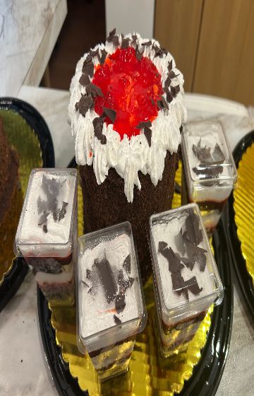 Black Forest Cake & Cupcakes